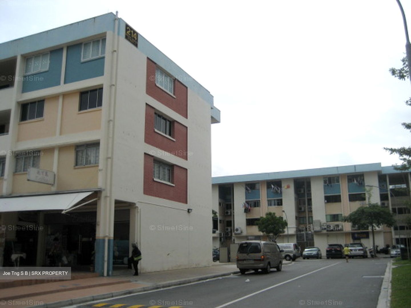 Blk 214 Bedok Town Centre (Bedok), HDB 3 Rooms #558837981